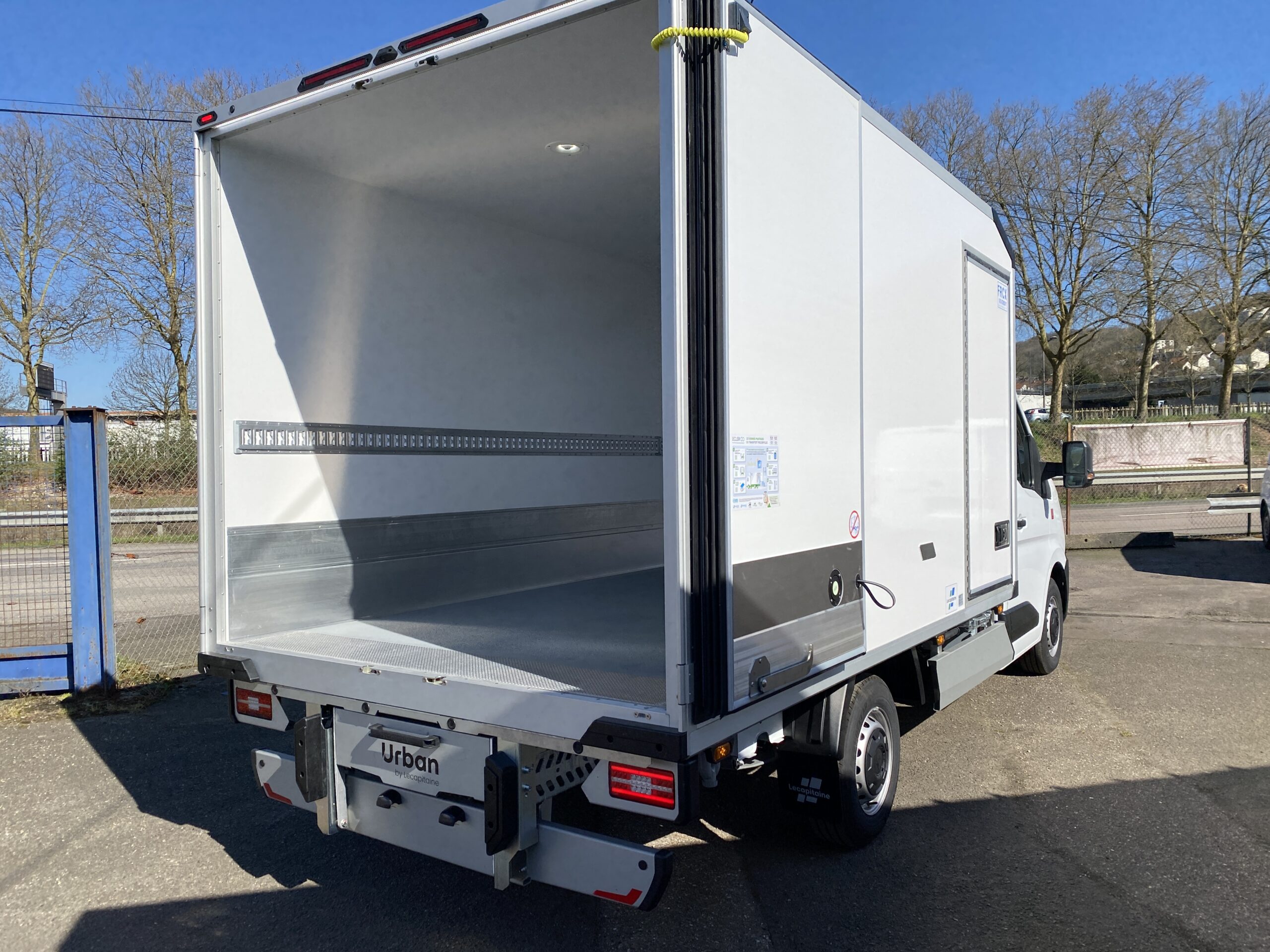 Renault Master caisse frigorifique – Image 4