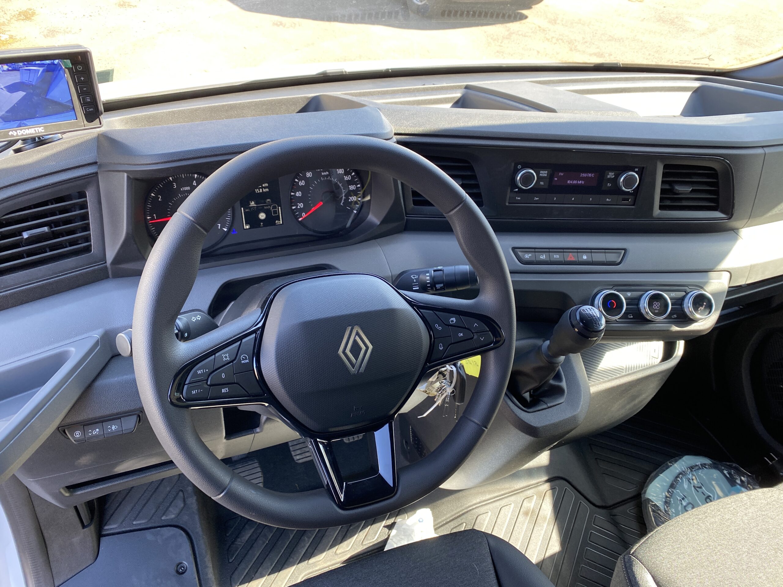 Renault Master caisse frigorifique – Image 8