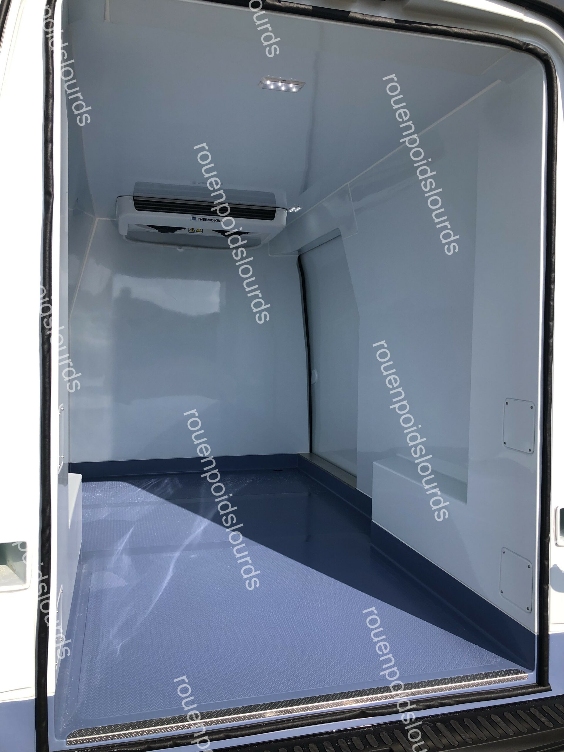 Renault Master 3 fourgon L2H2 frigorifique – Image 3