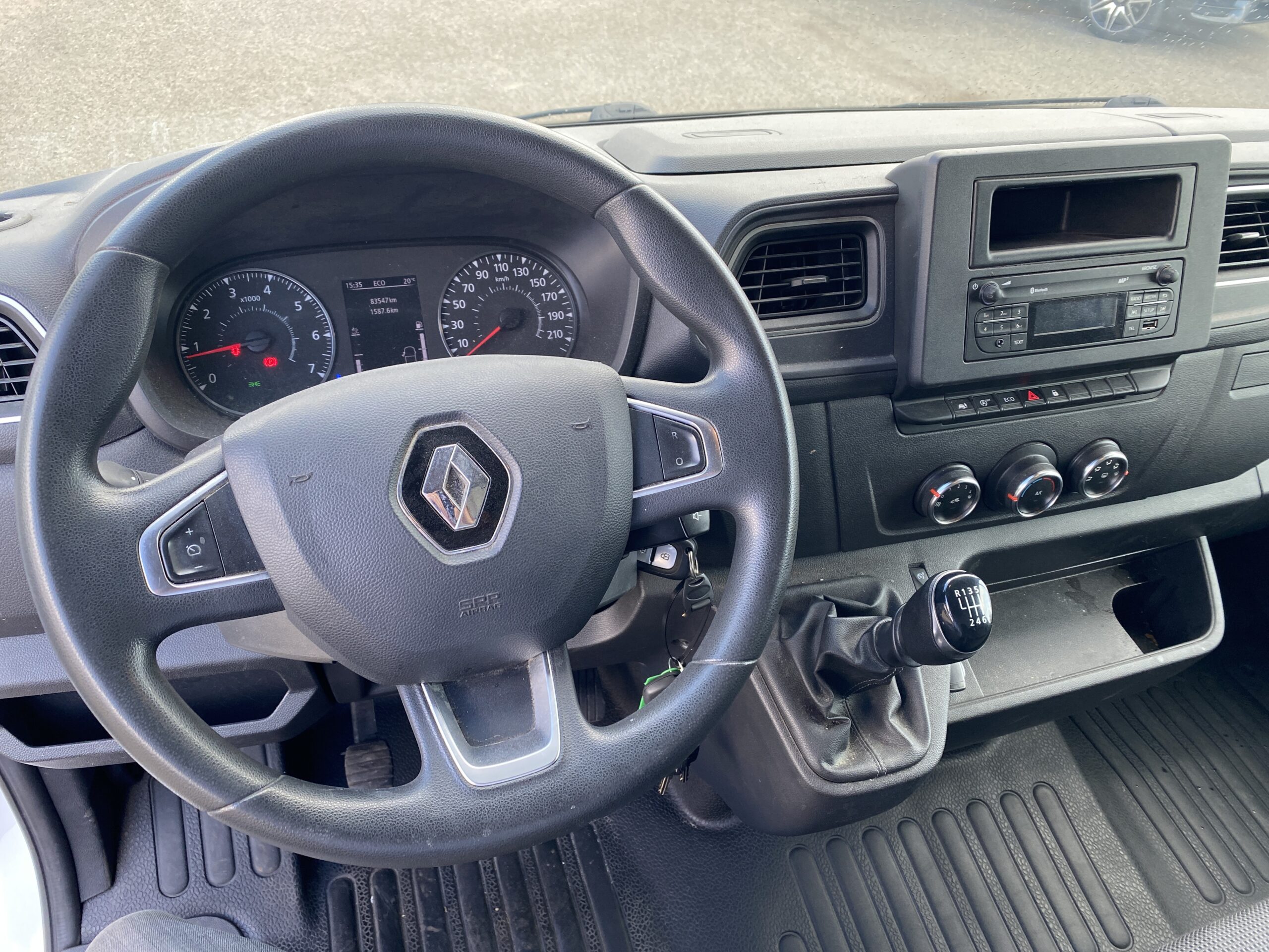Renault Master 150 dci caisse frigorifique – Image 11